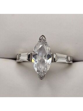 Victorian Style Gemstone Ring Silver Tone Vintage Inspired Statement Size 7.75